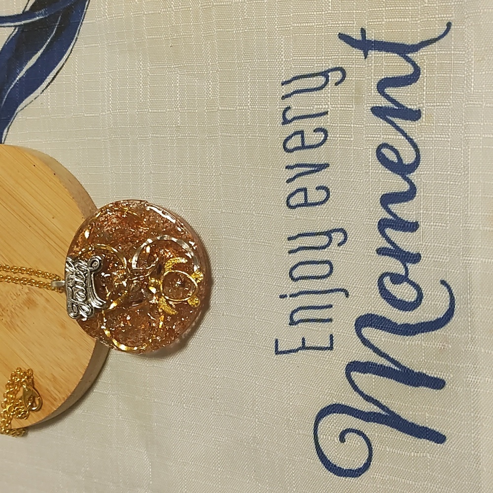 Gold Faith Pendant Necklace